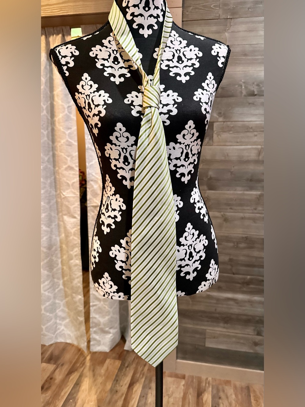 Vintage Fratello Striped Lime Green and White Men's Tie
